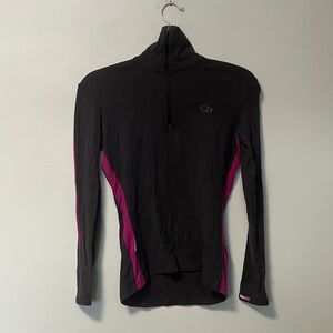 Icebreaker 260 100% merino Wool Black and Pink Long Sleeve Athletic Top